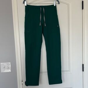 Figs grew yola pants hunter green xs limited edition